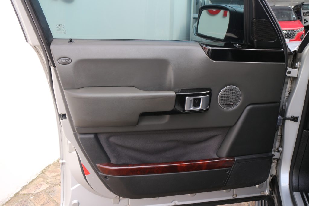 2004 Land Rover Discovery XS V8 Auto AWD